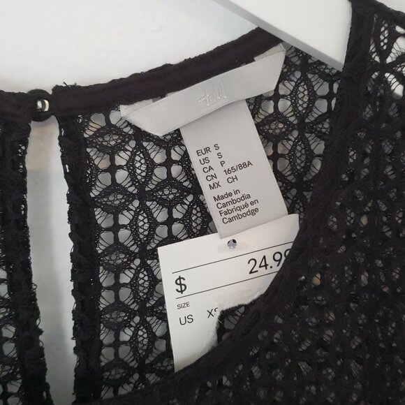 Boho crochet bundle of 3 tank style tops - Picture 9 of 13